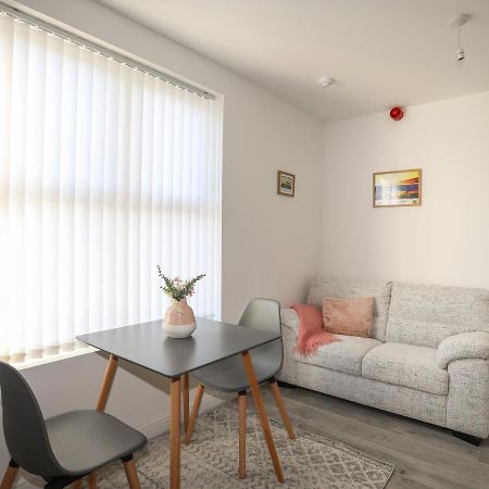 Port Apartment 1 Holyhead Zewnętrze zdjęcie