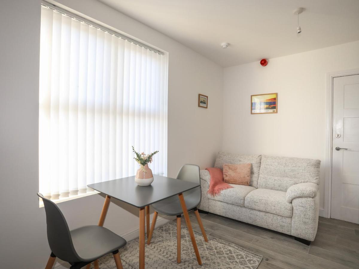 Port Apartment 1 Holyhead Zewnętrze zdjęcie