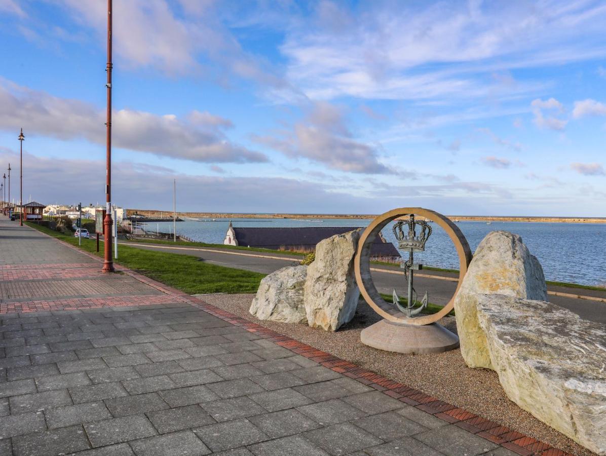 Port Apartment 1 Holyhead Zewnętrze zdjęcie